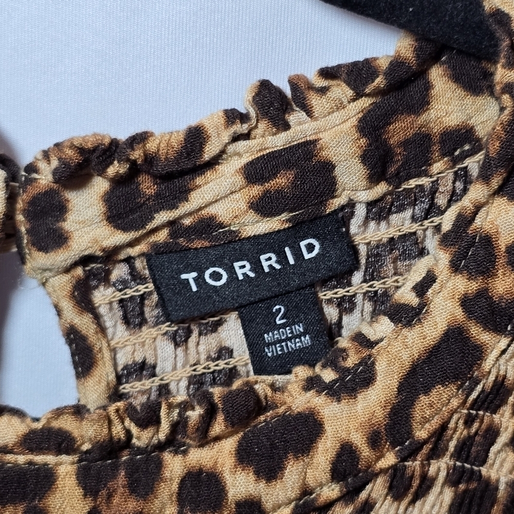 Torrid Leopard Print High Neck Flowy Short Sleeve Blouse Career Punk Elder sz 2X - Picture 3 of 8